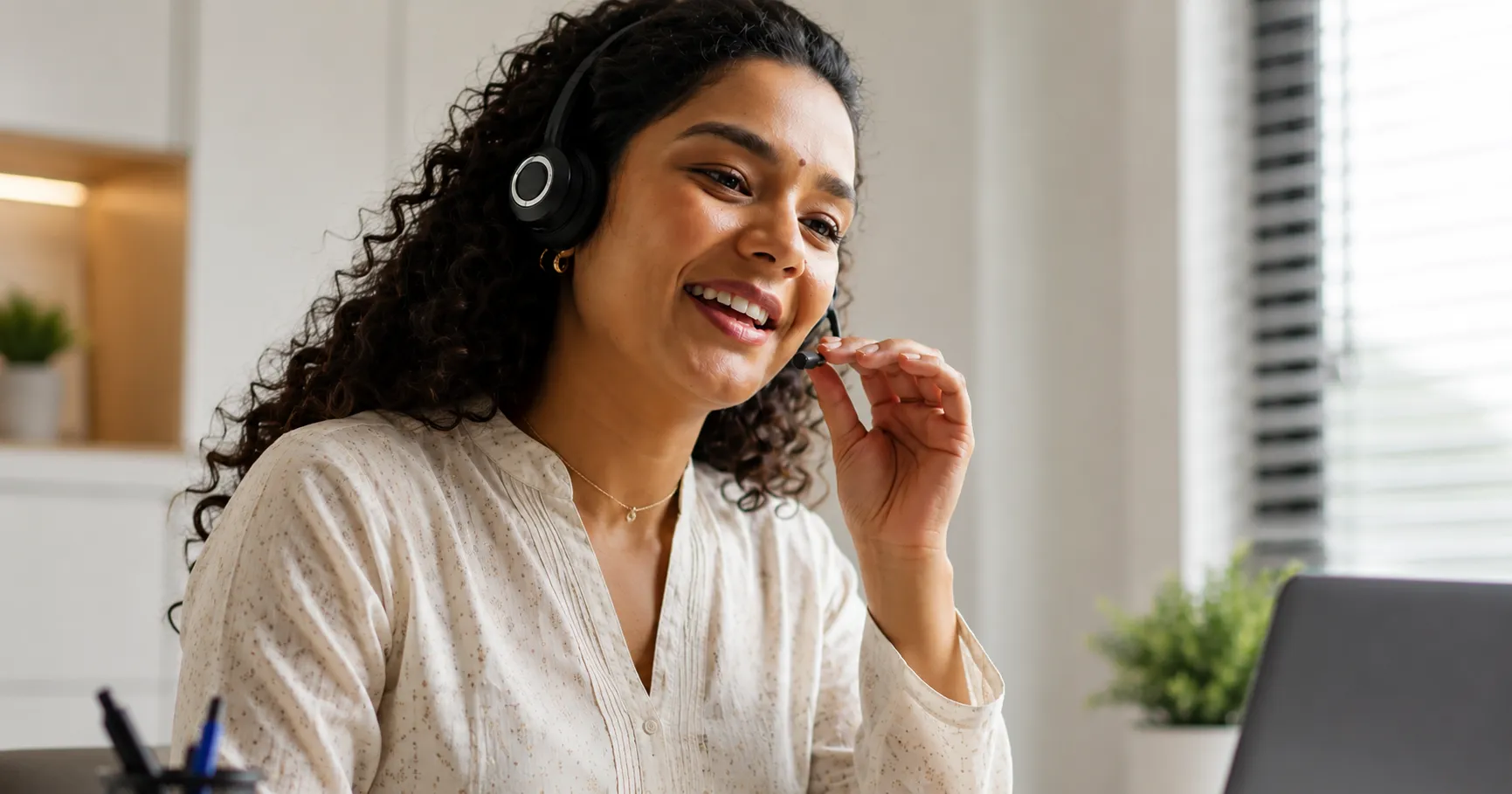 Jajal Medical support specialist on a call